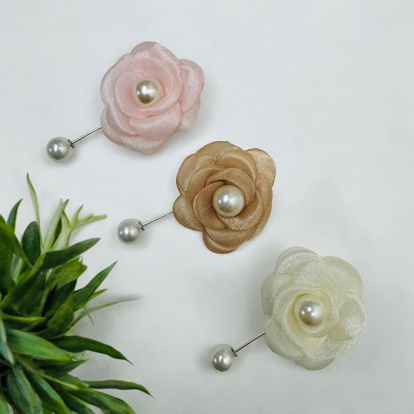 Flower Styled Hijab Broches